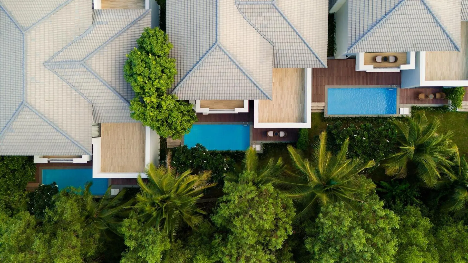 Nha Trang Marriott Resort & Spa, Hon Tre Island