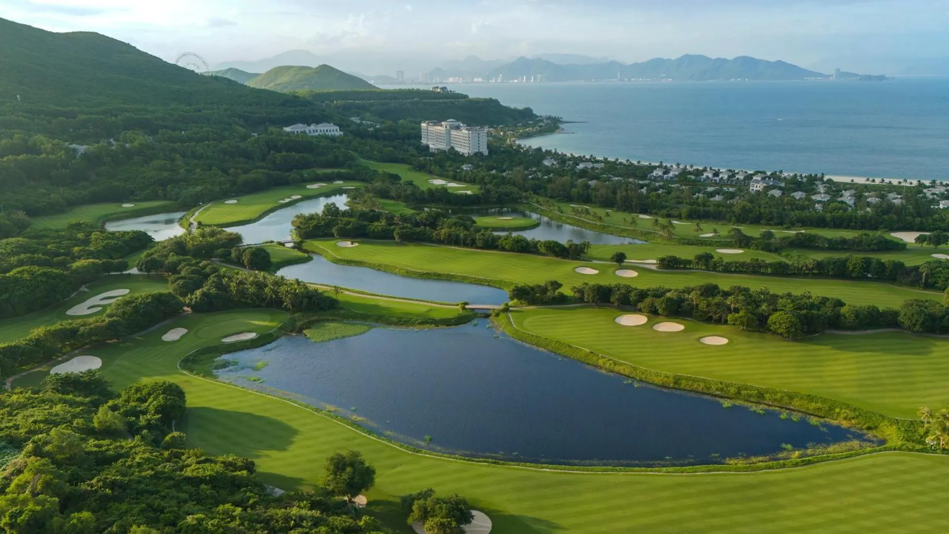 *****  Nha Trang Marriott Resort & Spa, Hon Tre Island Vietnam
