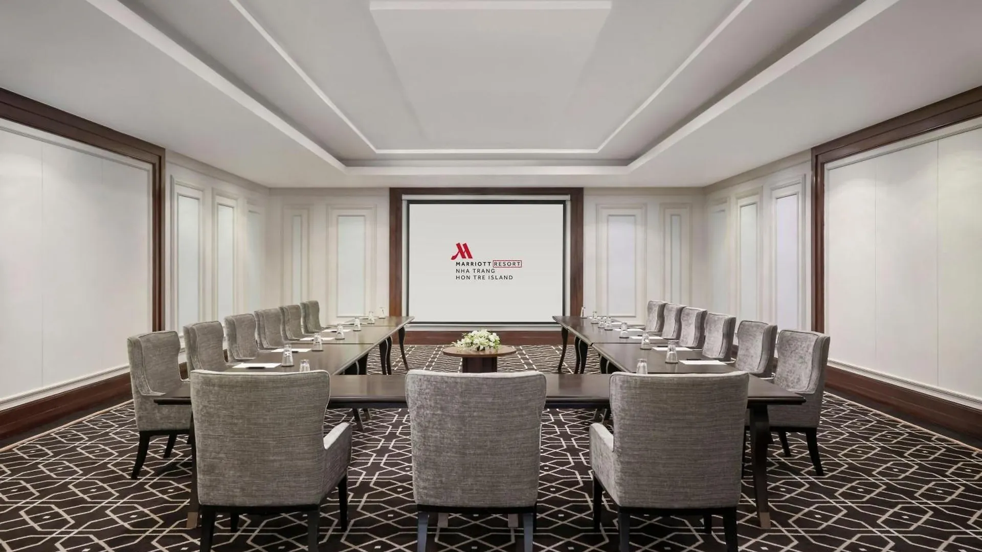 Nha Trang Marriott Resort & Spa, Hon Tre Island וייטנאם