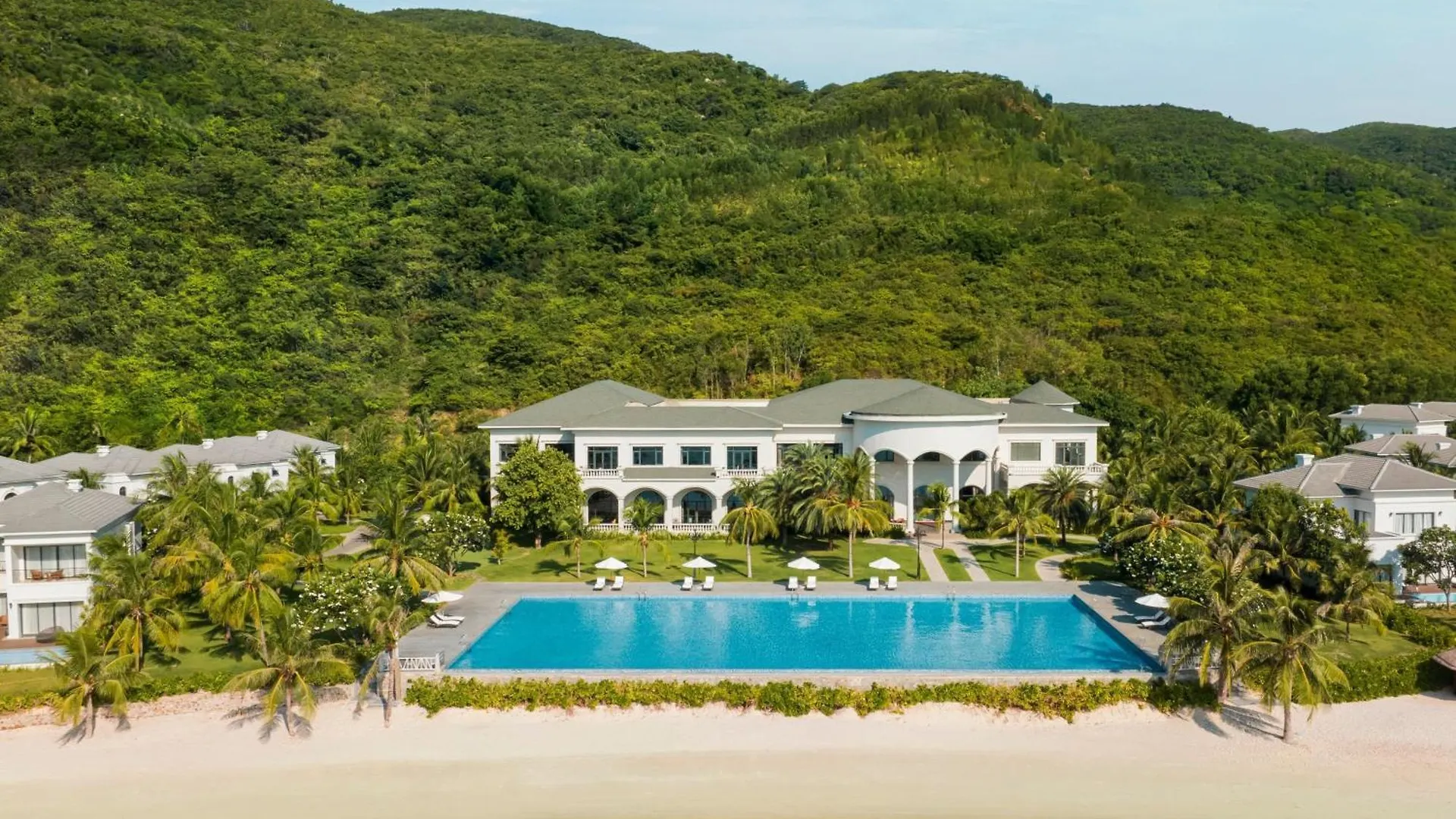 Nha Trang Marriott Resort & Spa, Hon Tre Island נה טראנג